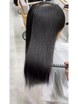スリーヘアー(THREE hair) 髪質改善トリートメント