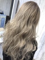 コハク(kohak)&nbsp;ホワイトグレージュ【kohak/natsumi】