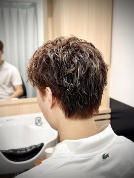 リバティシェアバーバー 銀座(LIBERTY SHARE BARBER) 大人スパイキーショート