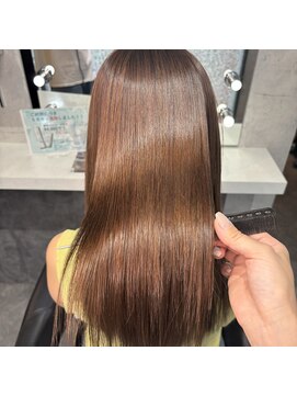 スパークスヘア(Sparks hair) ツヤを愛し、ツヤに愛された髪質。その名はー!!!髪質改善!!