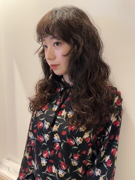 ニーム(nimes) honoka ロングパーマ・パーマ・レイヤーパーマ・ロングヘア