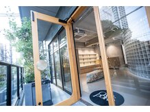 オムズポカ 栄矢場町店(OM's poka)の雰囲気（扉を開けた瞬間から、心まで温かくなる空間でお迎えします◎）