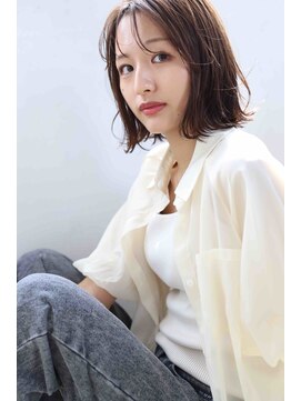 アティラン 上尾店(Attirant) 小顔効果◎切りっぱなしくびれ外ハネボブ♪20代30代40代