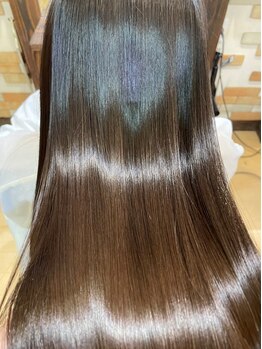 コティ (Koti)の写真/【ノンダメージサロン】集中補修トリートメントで、髪の内側からキレイに。髪質改善でさらなる美髪を追求。