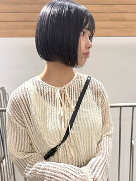 カミエ(kamie) ＊小顔ミニボブ／地毛風グレージュ／三宮美容室／上田一眞