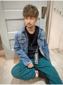 ツーブロック くせ毛風パーマ フェザーマッシュ