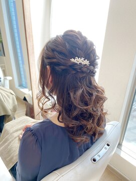 ロカット サロン(Roquat Salon) ハーフアップアレンジ【ヘアセット　　立川/立川南/八王子】