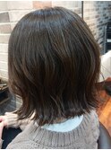 切りっぱなしボブ 柔らかアッシュベージュ