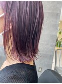ウェットヘアでこなれ感前下がりボブ