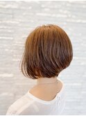 大人ショート 前下がりショートボブ