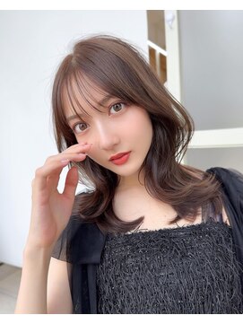 アフロートリノ(AFLOAT Leino) 大人可愛い　ミディアムレイヤー　顔まわり　似合わせカット#