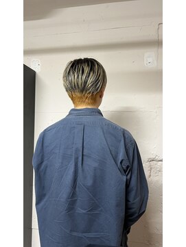 トクテ 吉祥寺(tokute) コンマヘア/アップバング/ツーブロック/パーマ/刈り上げ/TOKIO