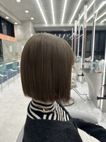 ロンドルーチェ 心斎橋(Lond luce)&nbsp;ダークアッシュ/ミディアムレイヤーカット［髪質改善/縮毛矯正］