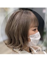 ピヴォヘアー(pivo hair) グレージュカラー ケアブリーチ ハイトーンカラー