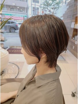 ロハスバイケンジ(LOHAS by KENJE) 小田急相模原でお手入れ簡単なのにオシャレなショートボブ