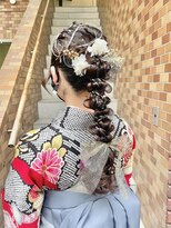 ネオリーブ チロル 横浜西口店(Neolive CiroL.)&nbsp;卒業式セット☆ポニースタイルの編みおろしヘア