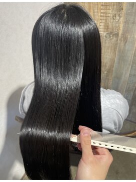 ランプシーヘアー(Lampsi hair) 艶髪ロング