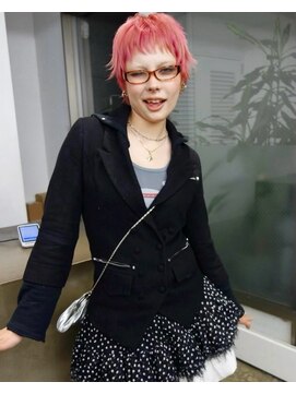 レコ 渋谷(LECO) ペールネオンピンクハイトーンケアブリーチショートレイヤー