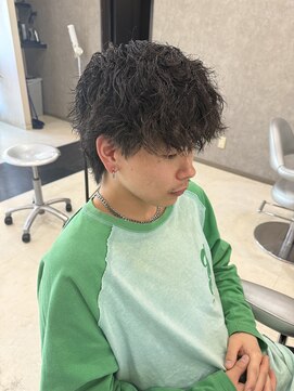 スーリール シュシュ(sourire chouchou) ツイストスパイラルパーマ