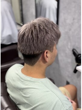 グラッジ 池袋(GLADGE) ホワイトグレージュ