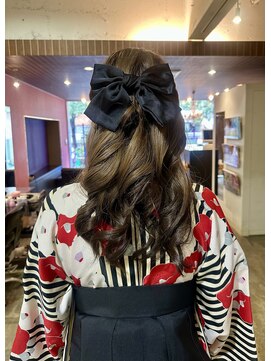 アビリティ ヘアー(ability hair) 卒業式　袴　和装 クルリンパハーフアップスタイル
