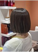 フェイスフレーミング・白髪ぼかしハイライト｜大人ボブ