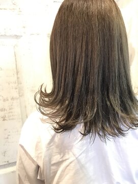 トロニー(TLONY) 外ハネグレージュ