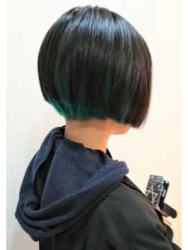 ラチャウ(La.Ciau) ブリーチ＆原色カラー＆カット