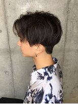 ゼンコー アオヤマ(ZENKO Aoyama)&nbsp;横顔が素敵に決まる前下がりセンターパートウェーブ［表参道]