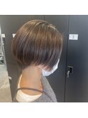 ショートボブ