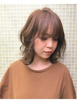 サードバイローラン(THiRD by ROULAND) くびれのある切りっぱなしボブ