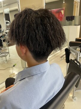 シャンプーボーイエイムス(SHAMPOO BOY aims) ツイストパーマ