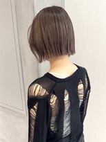 ヨーク(YOKE)&nbsp;【YOKE】ミルクティーベージュカラーセピアグレージュ外ハネボブ