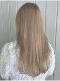 ハイトーン ミルクティーベージュ 透明感 ロングレイヤー