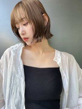 トルネード(TORNADO) 日韓ボブ 似合わせ 外ハネ 透明感カラーオリーブベージュ t1110