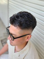 アンドザバダス(&THE BADASS) フェードカット×カール