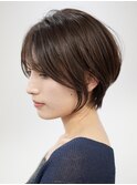 横浜西口切りっぱなしミニボブショートレイヤー前下がり前髪なし
