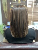 ルアン(Luan)&nbsp;白髪ぼかしハイライト