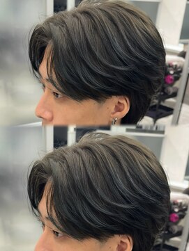 キートス(Kiitos) 襟足ありセンターパート