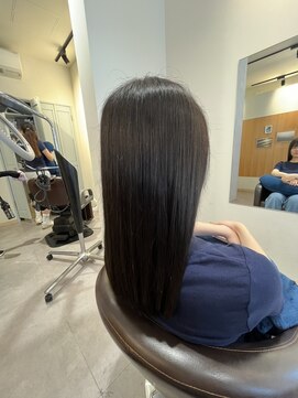 ハチマルハチ ナル 登戸店(808 nalu) 艶ダークカラー×ナチュラルストレート