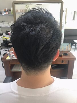 ヘアアンドメイク アネラ(Hair&make Anela) 刈り上げメンズショート