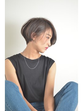 シーヤ(Seaya) Seaya ショートボブ