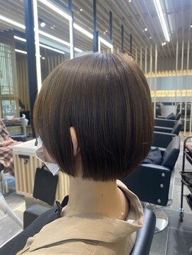 ラテ 渋谷(LATTE) ショートヘアから伸ばしてる方必見です/ショートボブ 渋谷