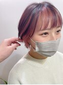 フェイスフレーミング/ピンクオンピンク/インナーカラーショート