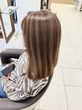 アッシュ 高円寺店(Ash) くっきりハイライト　ハイトーンベージュ