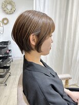 アミュー(amiu) 耳かけショート