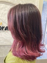 モラ 神楽坂(Mora)&nbsp;外国人風グラデーションカラー、ピンクカラーstyle