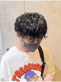 シャドウパーマ　無造作　韓国メンズ　シースルーマッシュ