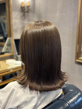 外ハネミディアム