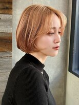 トルネード(TORNADO)&nbsp;切りっぱなし 内巻きボブ ベージュ 顔まわりレイヤーカットA0126